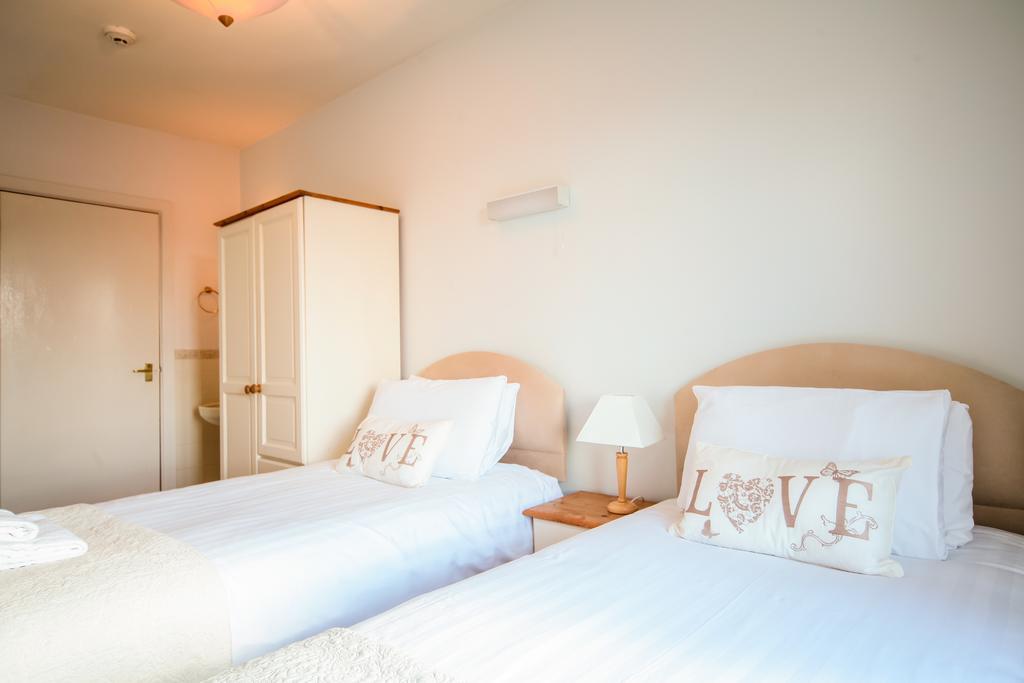 Alabare Guesthouse Salisbury Quarto foto